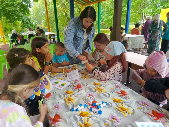 Педагоги  ЦДТ «Радуга» провели мастер-классы на Курбан-байрам