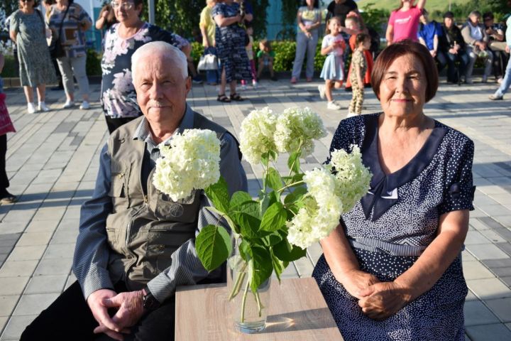 58 лет вместе: семья Пушиных из Камских Полян отпраздновала День семьи, любви и верности