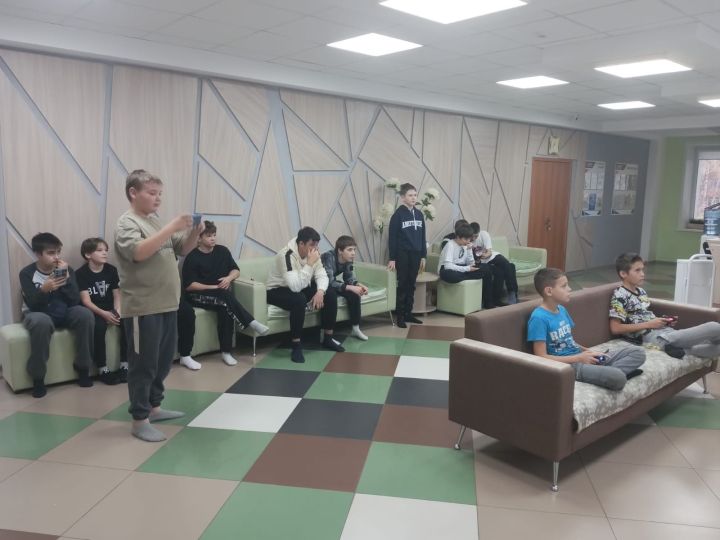 В м/ц «Алан» прошел турнир по киберспорту в честь Дня Республики Татарстан