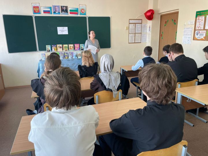В Камских Полянах прошла профилактическая беседа с подростками о вреде наркомании