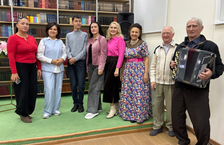 Поэты «Родника» из Камских Полян встретились с литературным клубом «Данко»