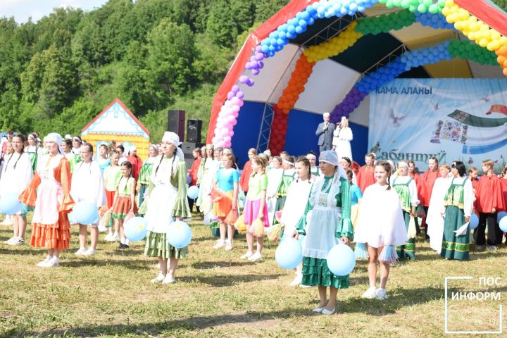 Плуг и веселье: в Камских Полянах сегодня стартует «Сабантуй-2026»
