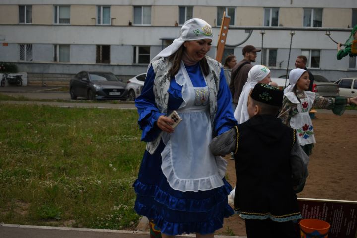 В Камских Полянах собрали подарки к празднику «Сабантуй» — «Булэк жию»