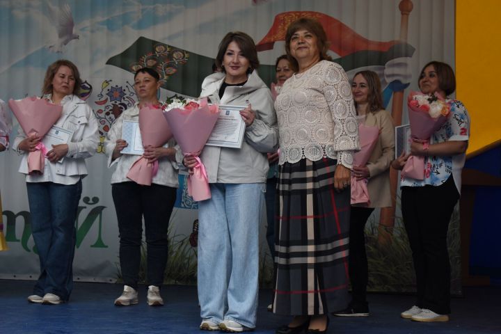 Шумно и по-народному: в Камских Полянах с размахом отпраздновали Сабантуй-2026